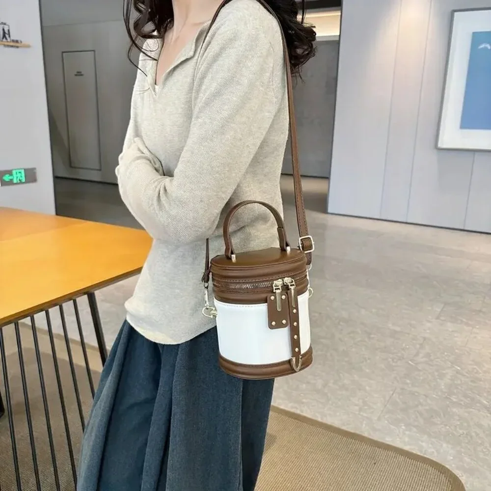 Chic Crossbody Bucket Stylish Handbag or Cosmetic Travel Makeup Bag - Picture 4 of 6